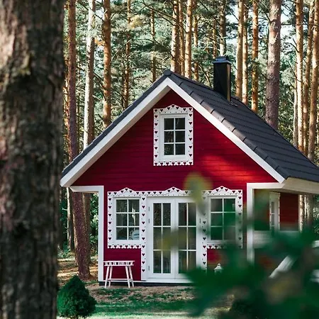 Elle Lindstroem * Paslepa