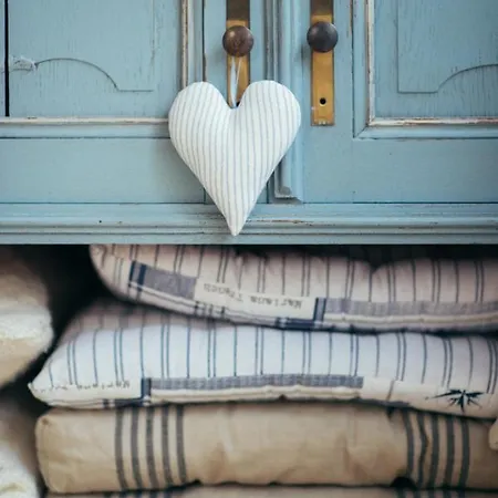 Elle Lindstroem וילה *