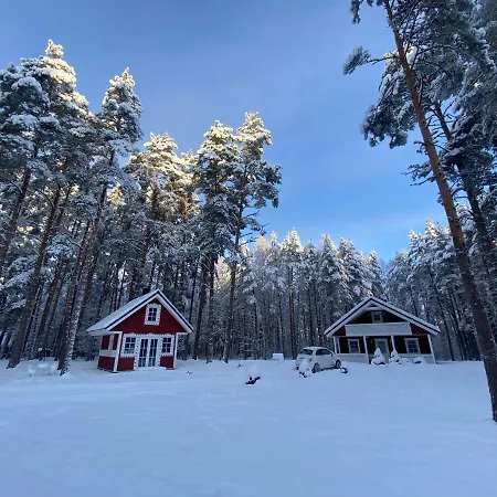 Elle Lindstroem * Paslepa