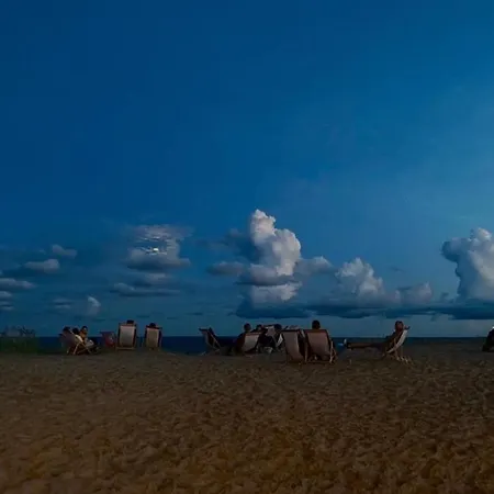 וילה Elle Lindstroem Paslepa