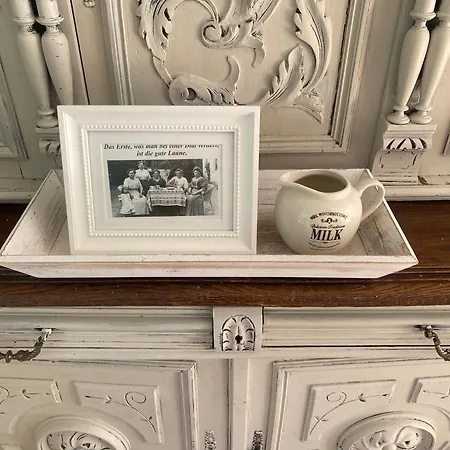 Elle Lindstroem Paslepa